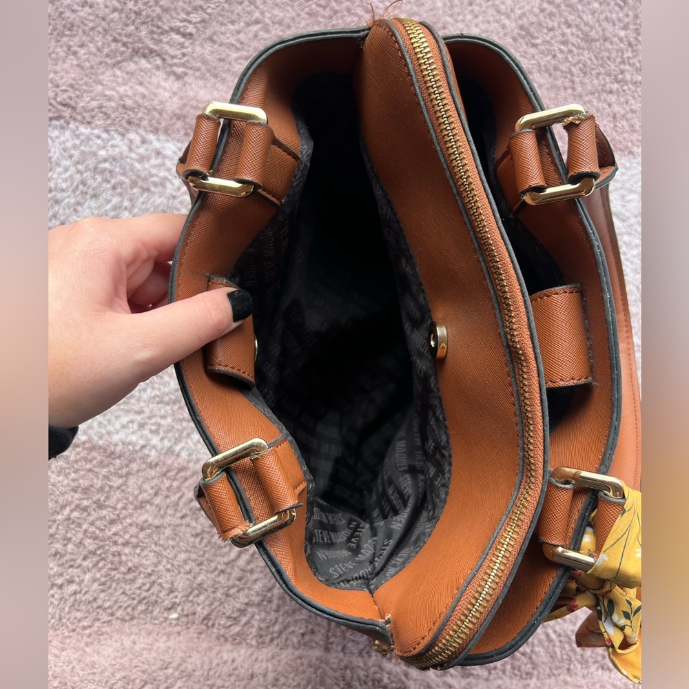 Steven Madden Handbag - Picture 6 of 12